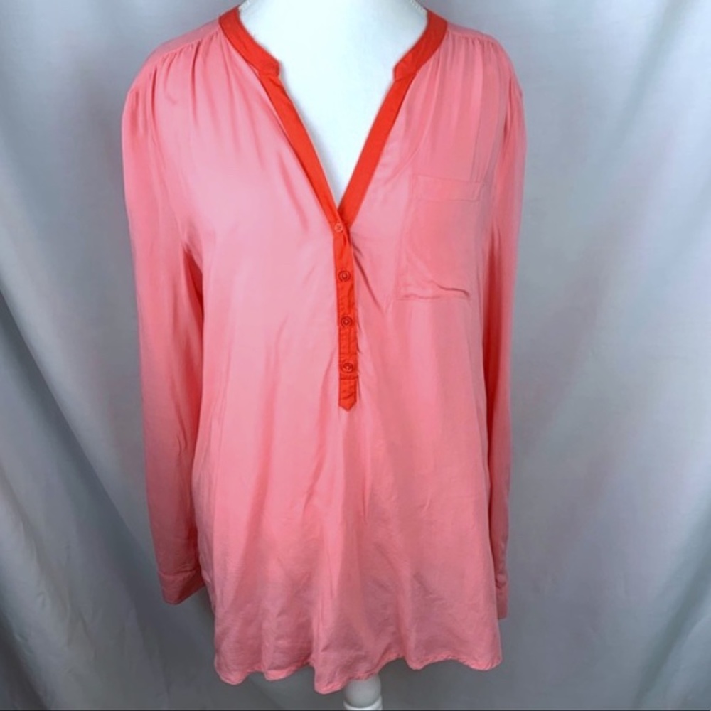 Old Navy women's coral long sleeve V-neck shirt XL